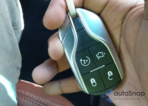 2014 Maserati Ghibli S Q4 z USA, uszkodzony, nr VIN ZAM57RTA9E1106664